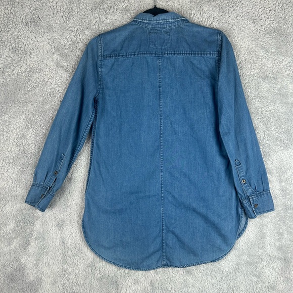 Beautiful!! Holding Horses Embroidered Long Sleeve Denim Shirt Women's, Size 2 - Picture 8 of 14